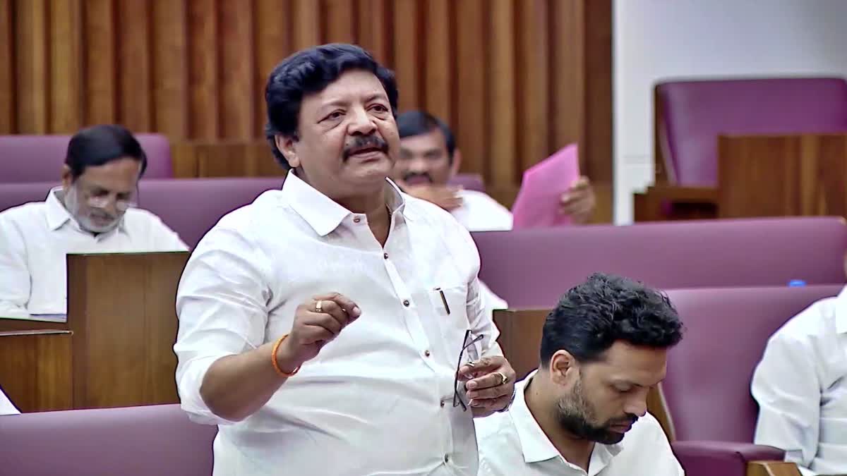 Kandula Durgesh Urges Film Industry To Focus construction of studios In AP