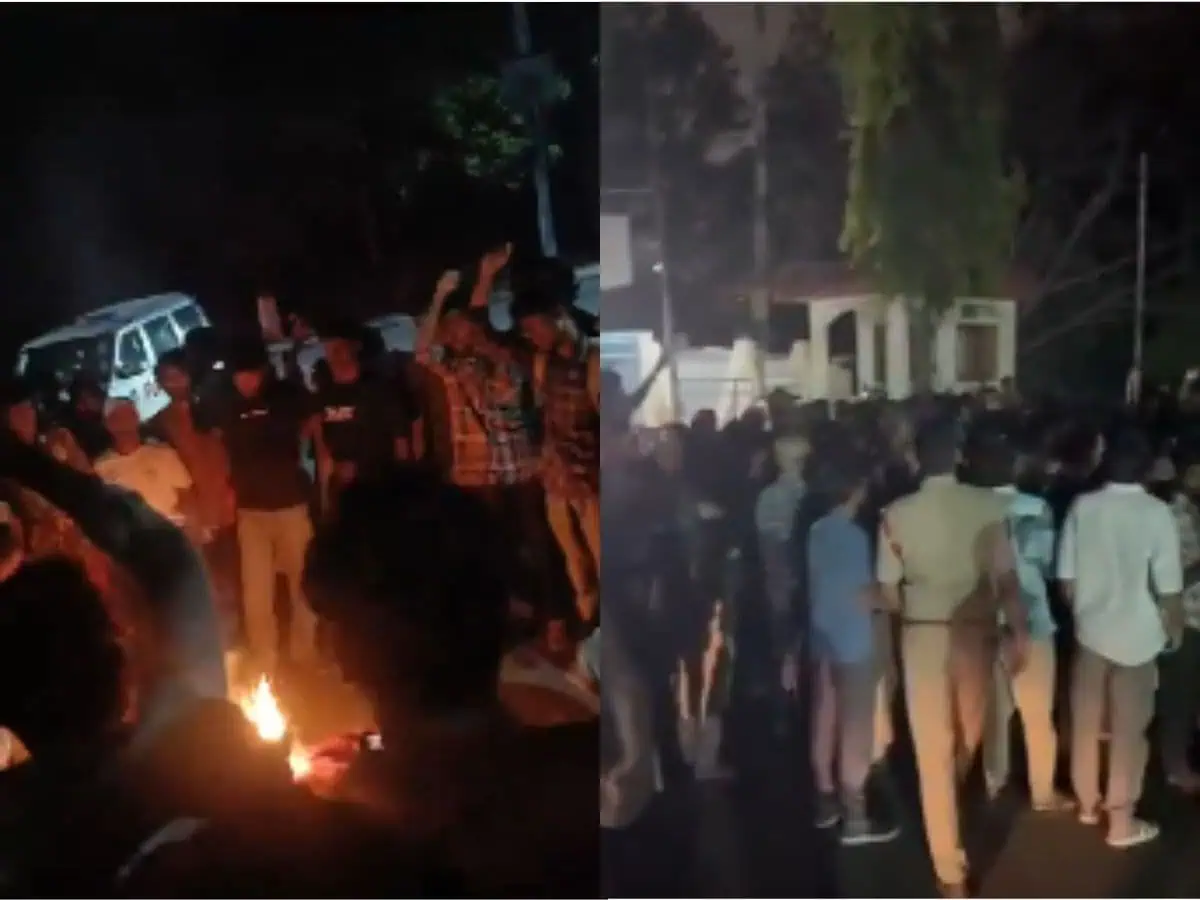 University of Hyderabad students Burn Effigy of Telangana Govt. Protesting Auctioning University Lands