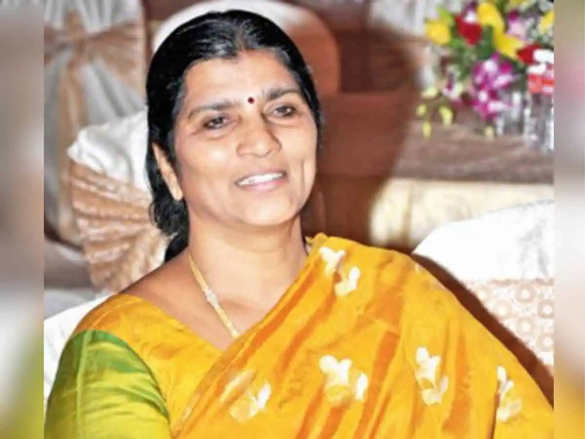 Setback To Lakshmi Parvathi In Basavatarakam Trust Management