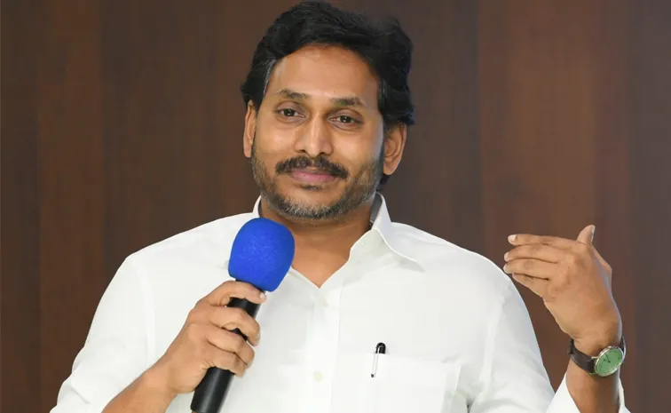 భజంత్రీలే కావాలి.. జగన్‌కు గట్టివాళ్లు అక్కర్లేదు!