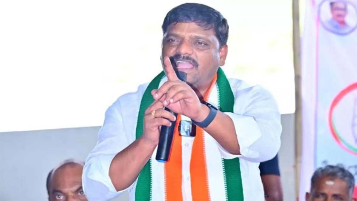 Congress MLC Teenmaar Mallanna Suspended