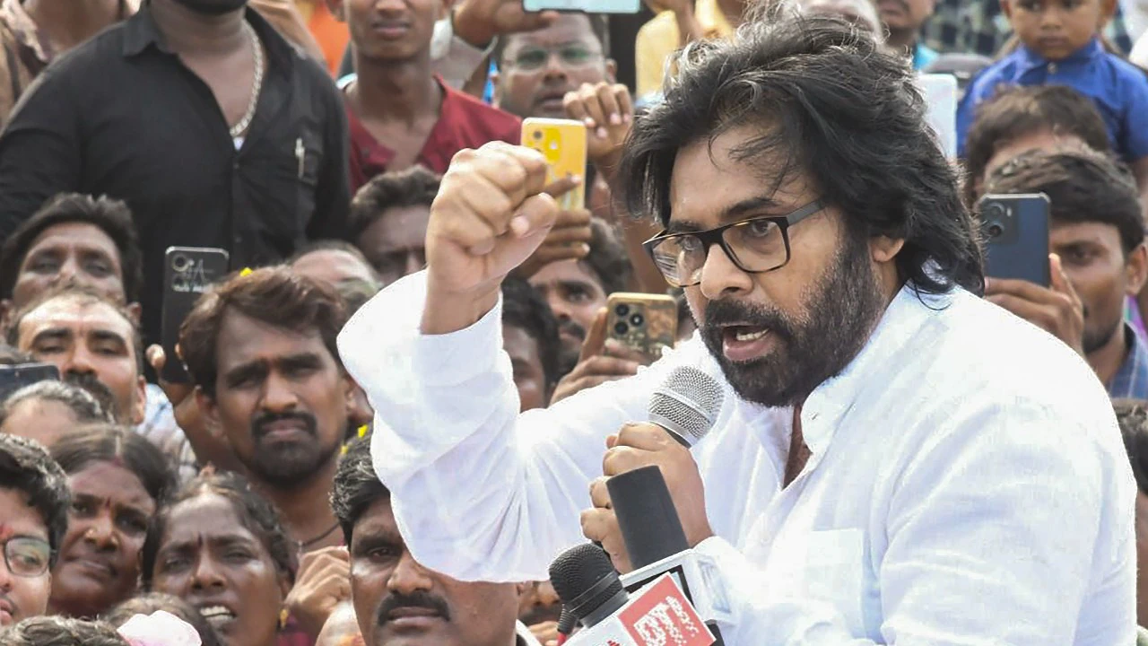 Pawan Kalyan Slams DMK’s Stand on Hindi Imposition; DMK Leaders Reacts