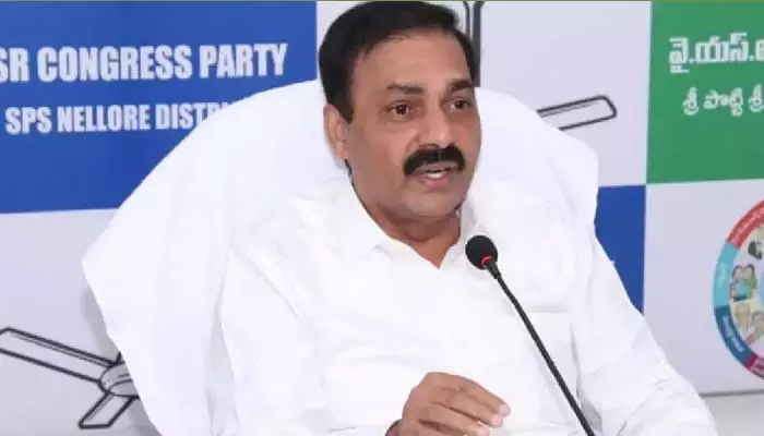 Lookout Notice Issued Against YSRCP Leader Kakani Govardhan Reddy