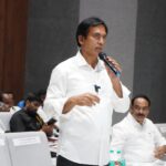 కాషాయ ఎమ్మెల్యేకు ఓవరాక్షన్ ఎందుకు?