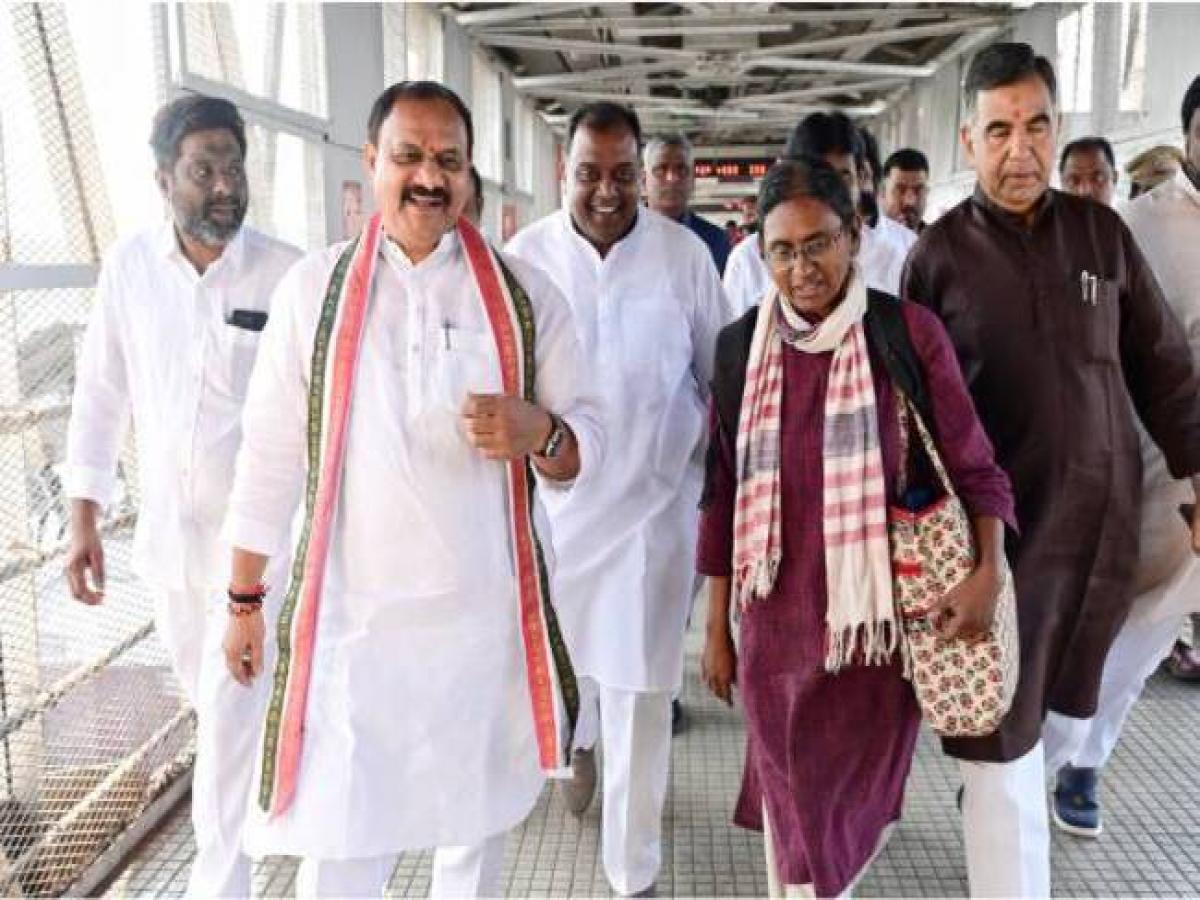 BRS Leader Jeevan Reddy Alleges Congress In-Charge Meenakshi Natarajan Acting as Shadow CM