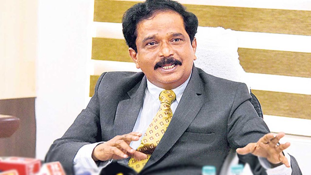 కసిరెడ్డి, ఆంజనేయులు.. ఒకే తరహా బెదిరింపులు!