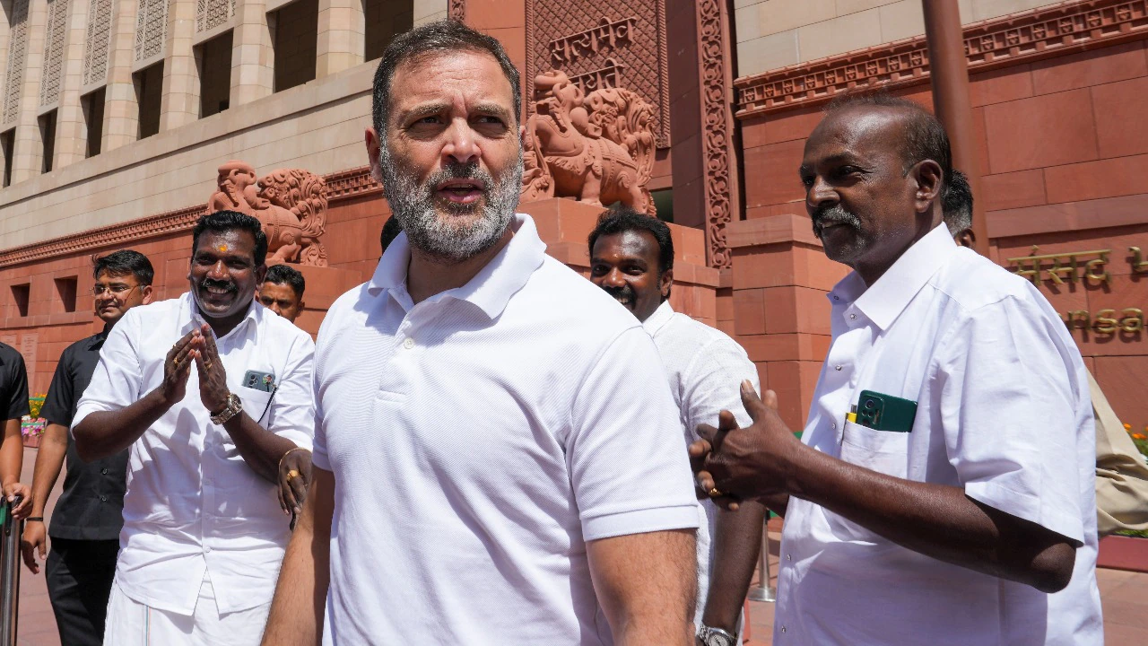 Rahul Gandhi Seeks Government Response on US Tariffs