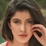 Shanaya Kapoor Set To Debut In Bollywood