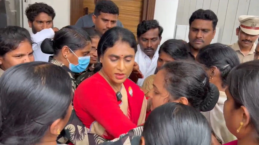 YS Sharmila placed Under House Arrest when she plan To visit Amaravati