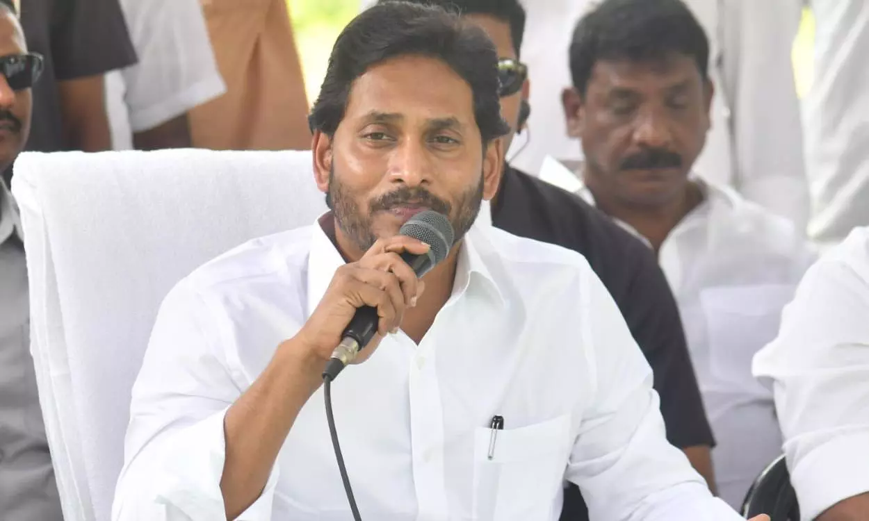 వైసీపీ నేతలను మించిపోతున్న జగనన్న పైలట్!