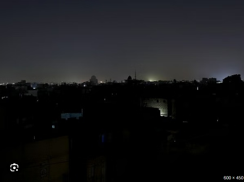 India retaliates, and a total blackout in Pakistan