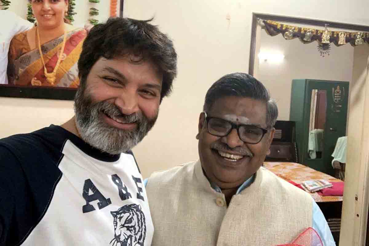 Trivikram Srinivas Reflects on His Bond with Sirivennela Seetharama Sastry