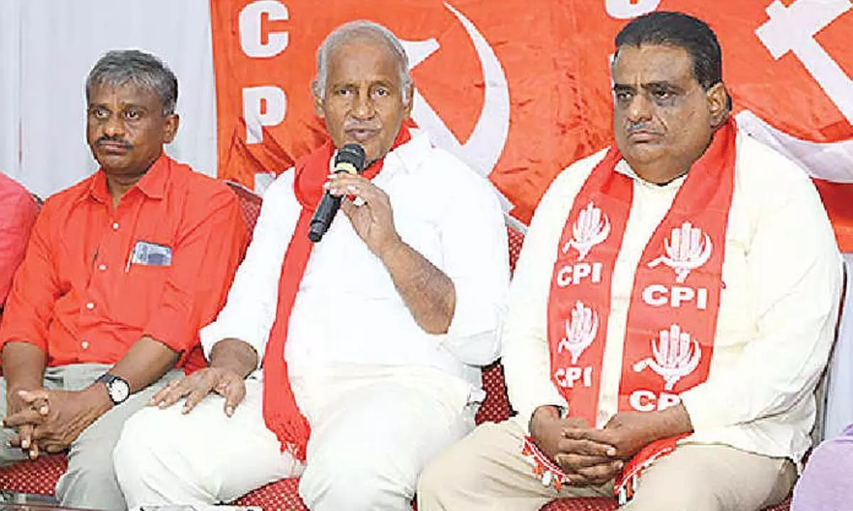 CPI state secretary Kunamneni Demands To scrap Kaleshwaram project