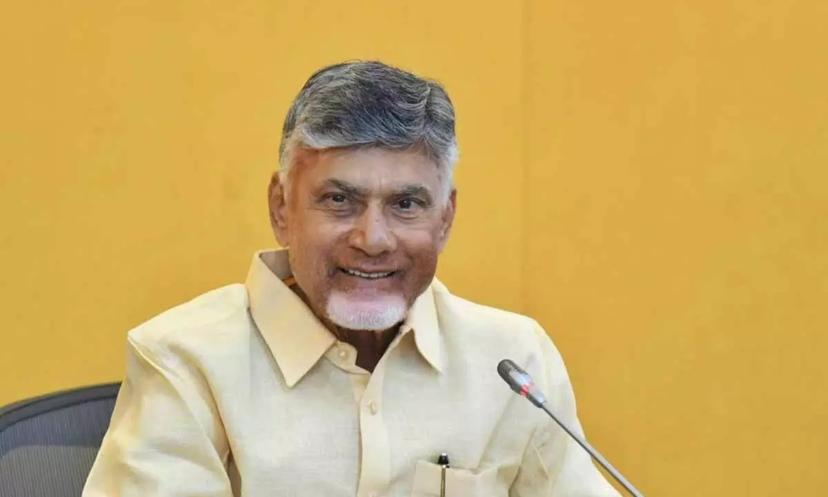CM Chandrababu Advises Telangana Fighting over Godavari waters Is Not Good For Telugu states