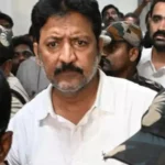 వంశీ కుదురుగా ఉంటారా? అతి చేస్తారా?