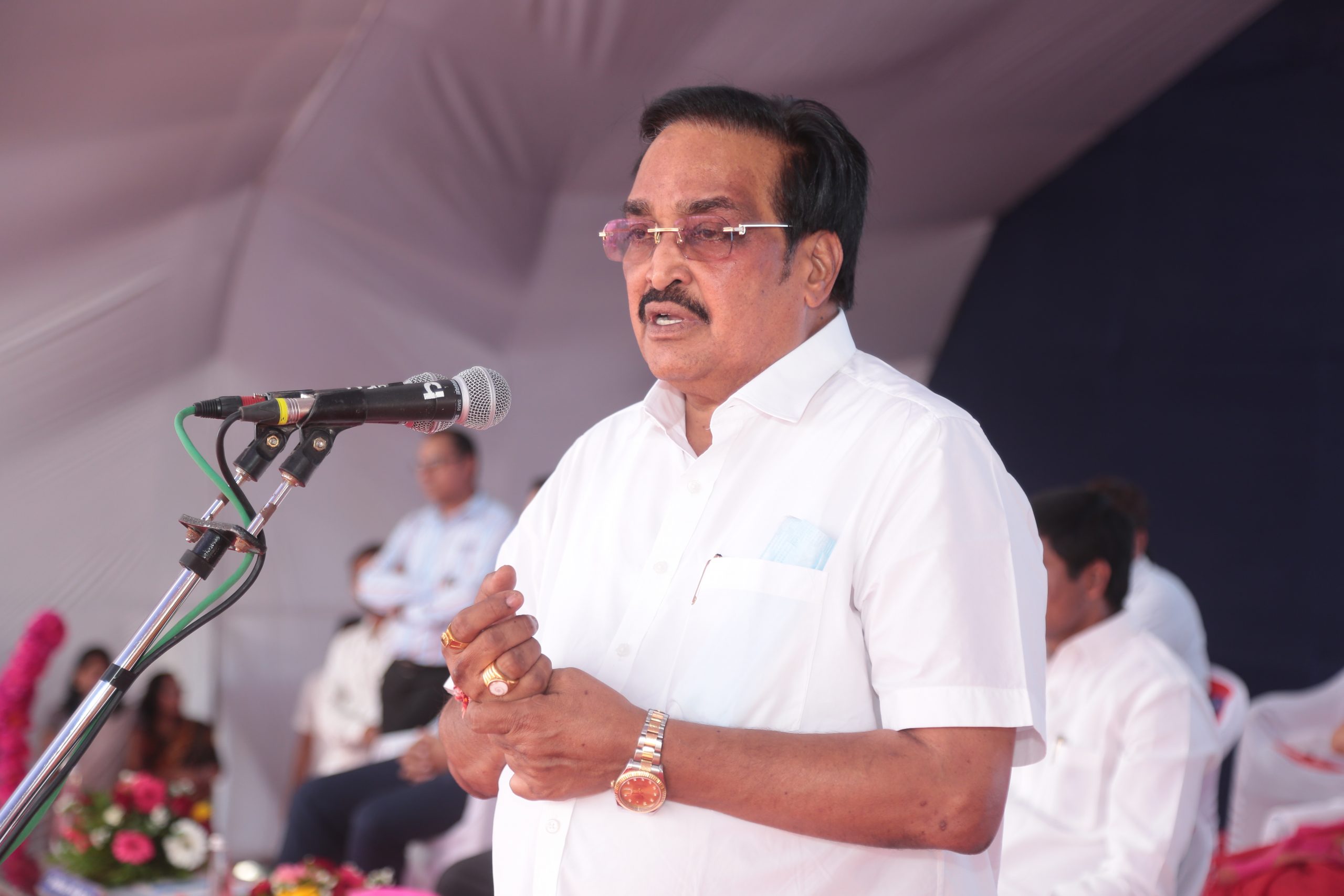 Telangana objects To Discuss Banakacharla In Two CMs Meeting convened By Union Minister CR Patil