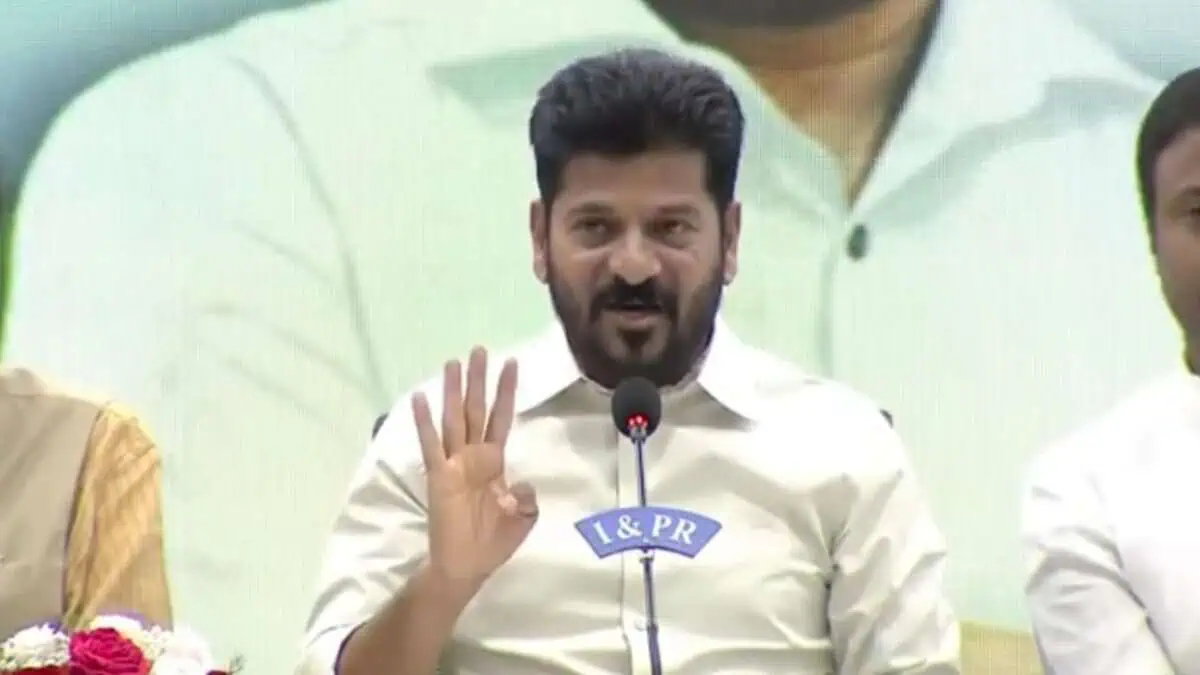 Revanth Reddy Slams BRS, Blames KCR-Jagan For Banakacherla Water Row