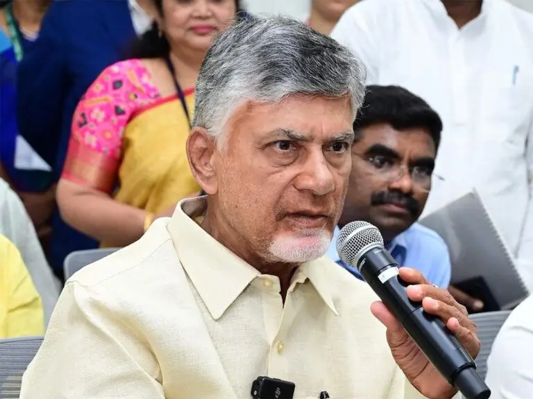 Chandrababu Blames YSRCP for Collapse of AP FiberNet, Orders Full Revival