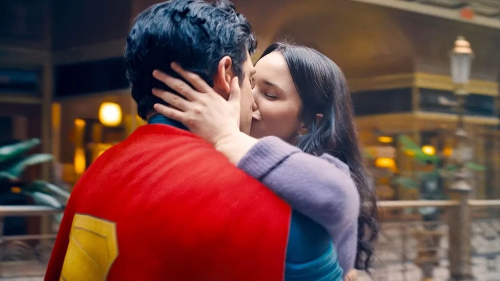 33-Second Kiss Censored In Superman Movie