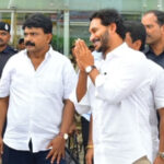 పాపం మొత్తం జగన్ పైకి నెట్టేస్తున్న పేర్ని నాని!