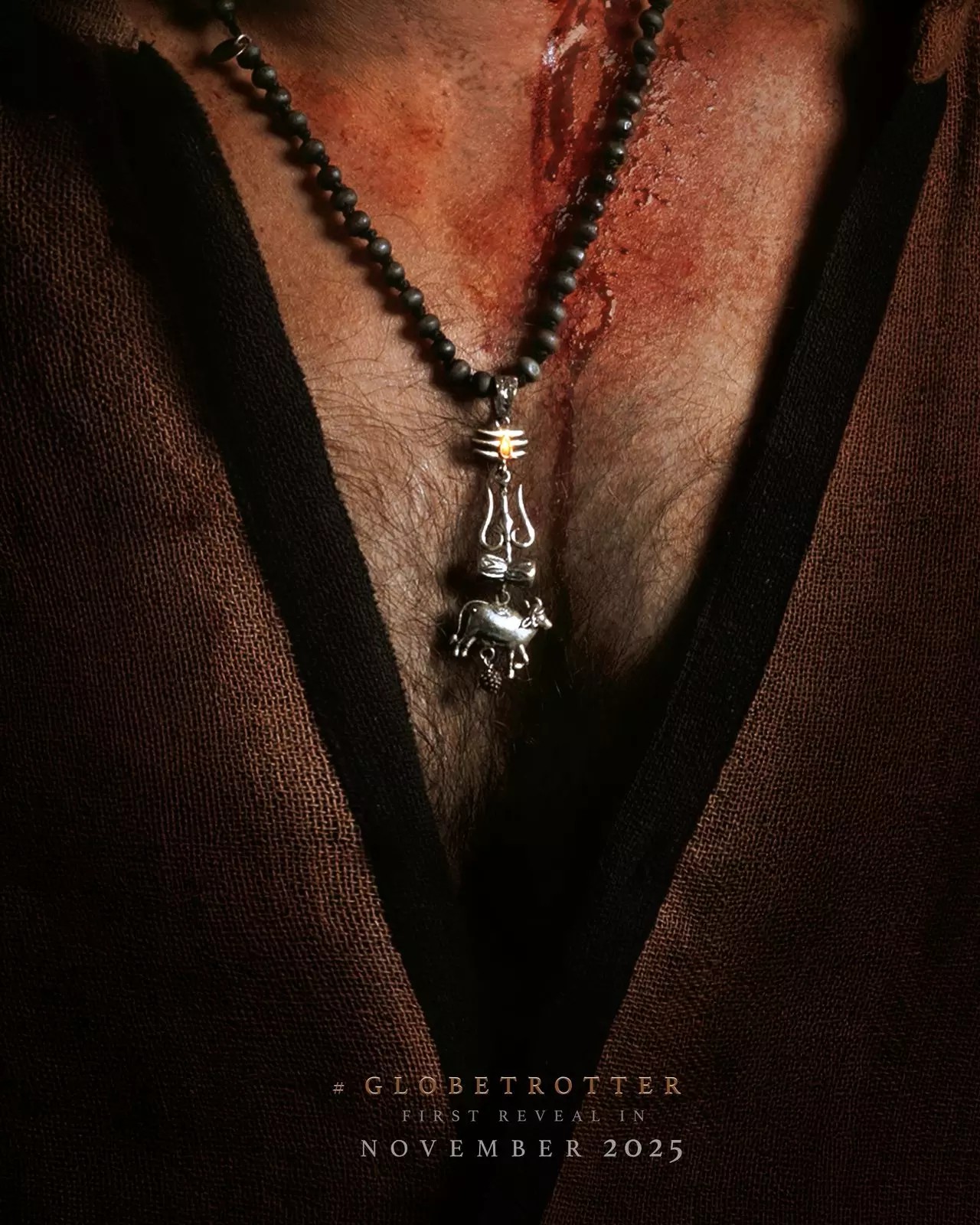 Rajamouli Surprises Mahesh Babu on His Birthday, First Look Reveal Scheduled for November