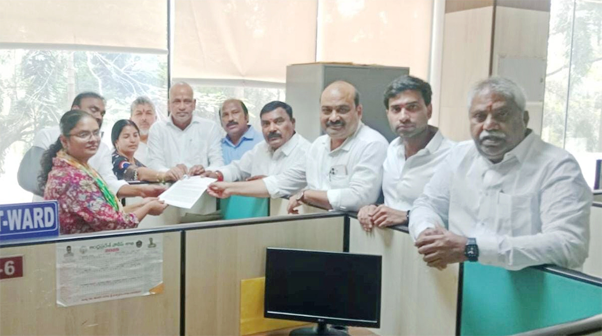 YSRCP slams DGP Avoiding Them of Meeting To submit A Memorandum on TDP violence In Pulivendula