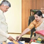 CM Chandrababu Decided To Bear GST on Handloom Textiles To Extend More support To weavers