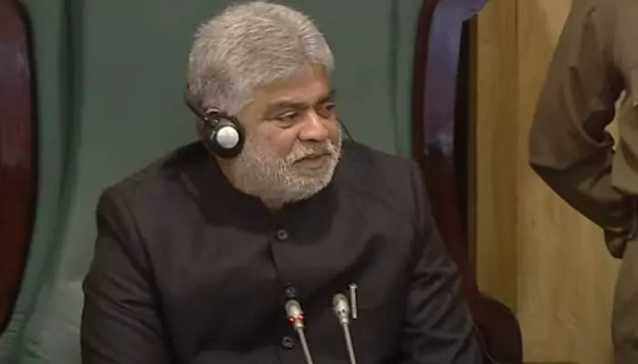 Speaker set To Disqualify Four Defected MLAs To save Congress prestige At National Level!