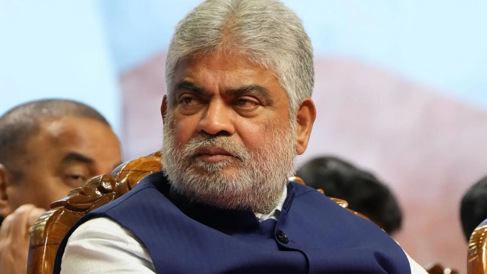 Telangana Speaker issues notices to five defected MLAs to appear before him for hearing