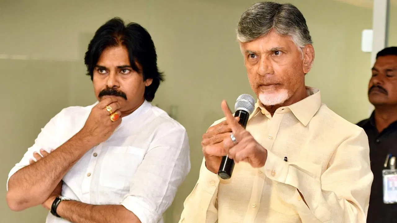 Privatization of key wings In Visakha Steel Turns To Be A Big challenge To CM Chandrababu, Pawan Kalyan