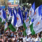 తెలిసీ తెలియకుండా  మాట్లాడుతున్న వైసీపీ నేతలు!