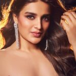 Nidhhi Agerwal