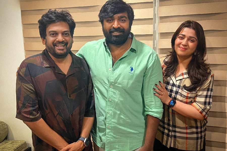 పూరి, సేతుపతి ప్రాజెక్ట్ టీజర్ ఎప్పుడంటే..!