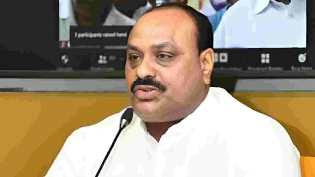 వైసీపీ నేతలకు అచ్చెన్న చీరలు కానుకగా ఇస్తారా?