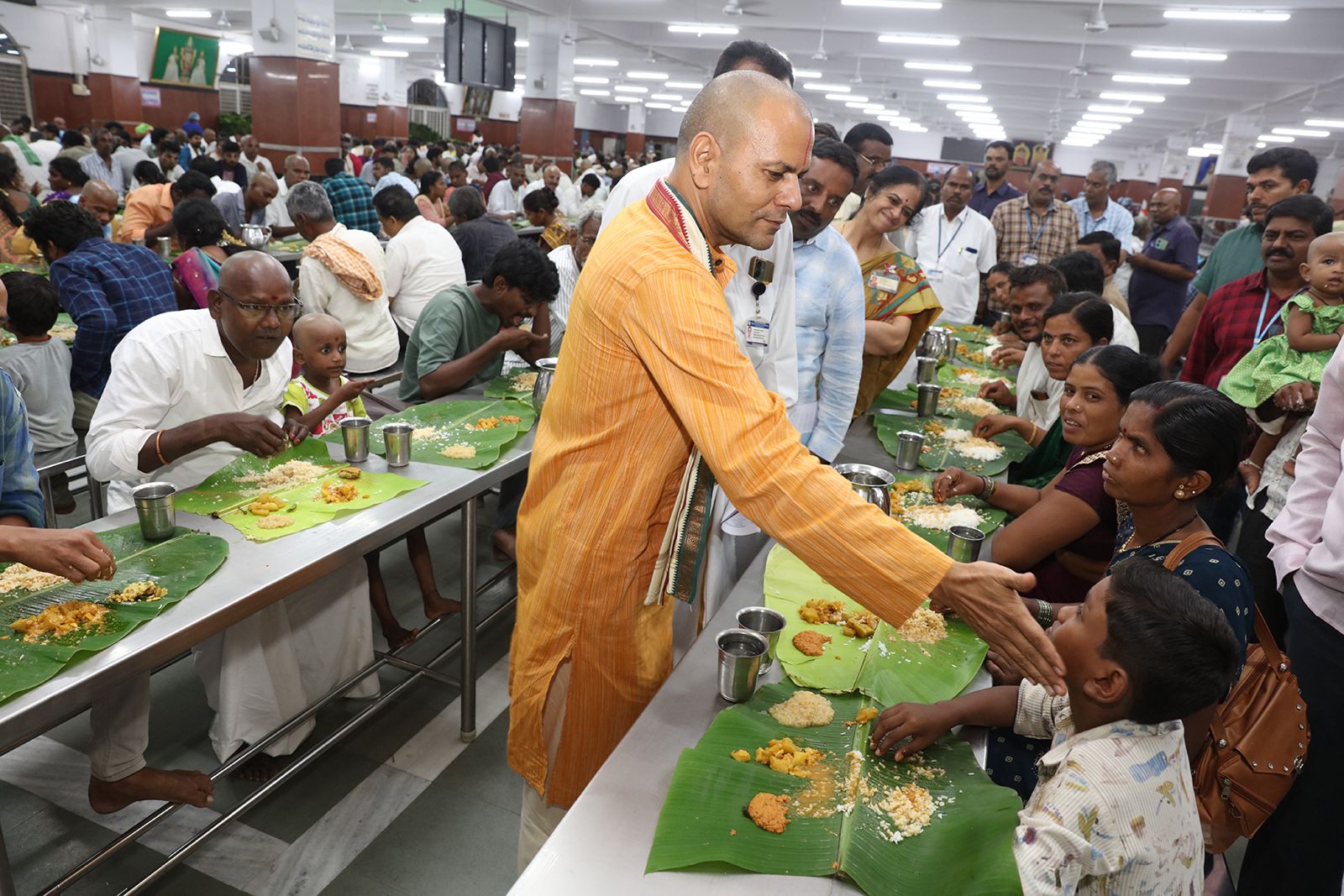 Devotees Express Immense pleasure over Annaprasadam Taste In Tirumala