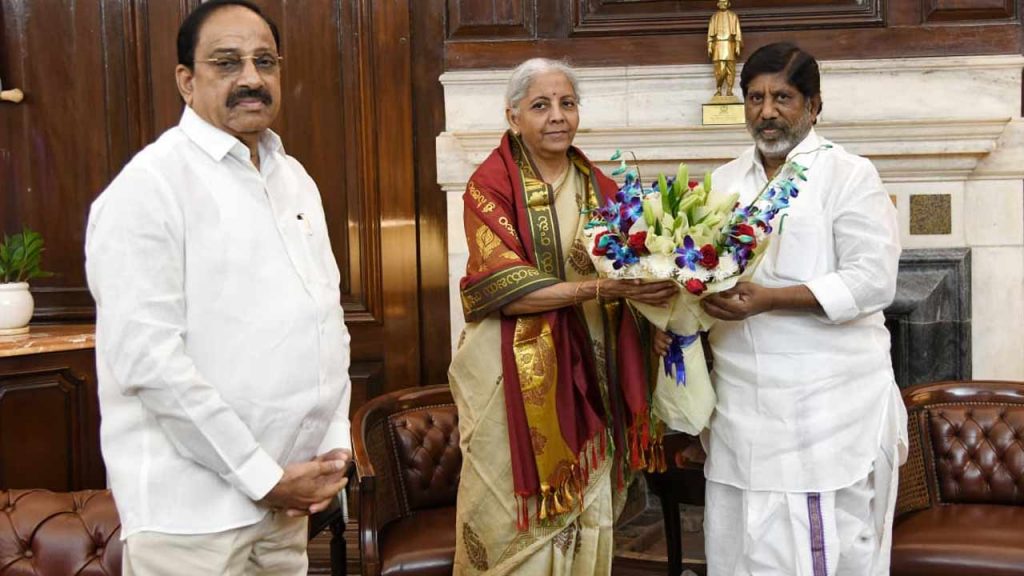 Telangana ministers urges Center for immediate floods assistance of Rs 11,713 crore