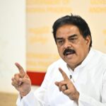 Minister Manohar says Facility For changes In Ration cards Available Till October 31