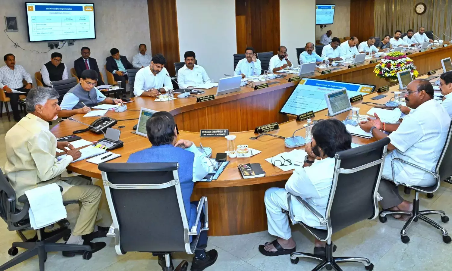 సబ్ కమిటీ వేస్తేనే అంత కంగారెందుకు