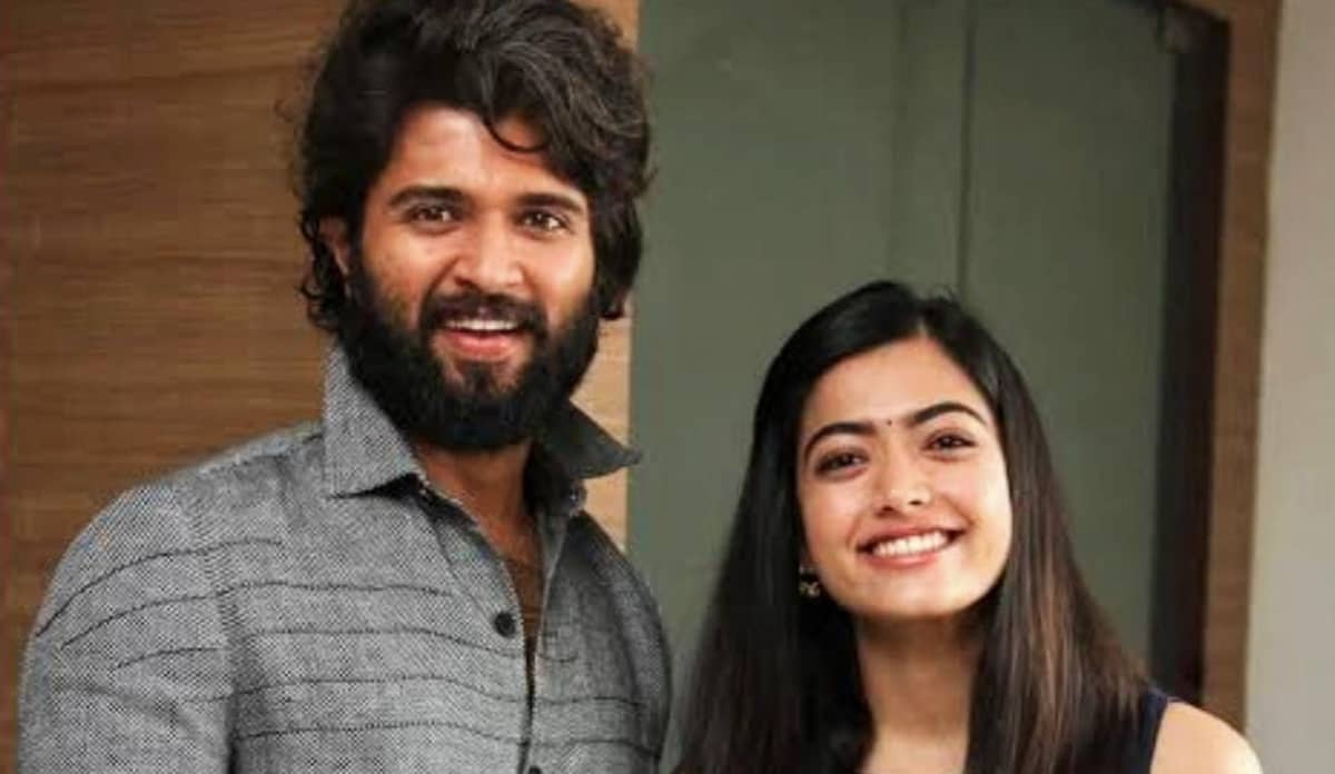 Rashmika Mandanna’s Selfie Sparks Engagement Rumors with Vijay Deverakonda