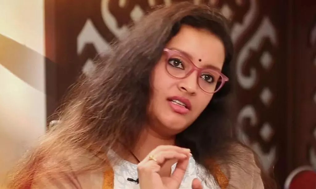 Renu Desai Refutes Sanyas Rumors, Reaffirms Commitment to Family and Caree
