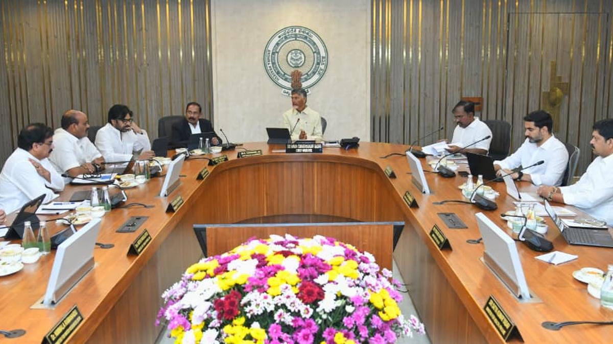 AP Cabinet Decides For Land Acquisition In Amaravati, stop Land pooling